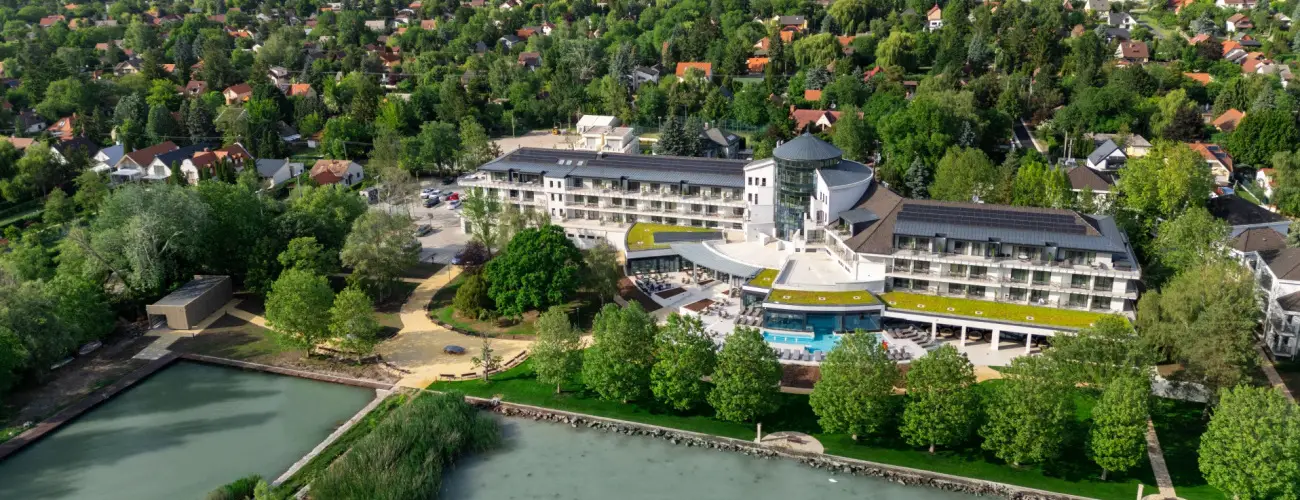 Kenese Bay Garden Resort & Conference Balatonkenese - Mjus 1. - teljes elrefizetssel (min. 2 j)